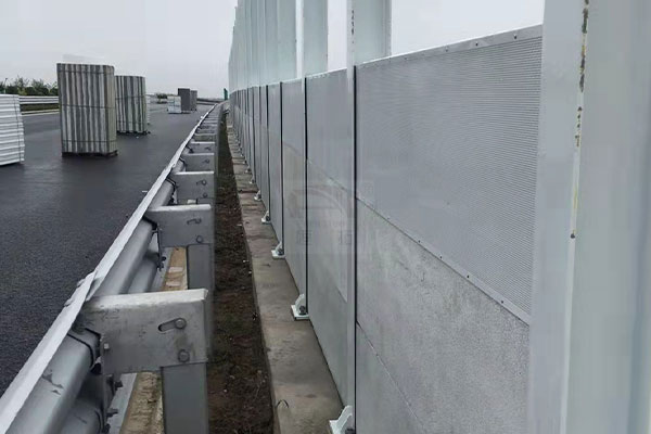 未來建筑的隔聲材料設(shè)計趨勢：智能化、可持續(xù)發(fā)展與新技術(shù)的結(jié)合對聲學(xué)性能的影響